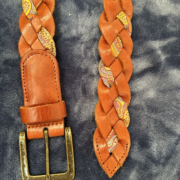 Robert Graham sz42 leather belt - Picture 3 of 7
